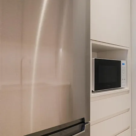 The Modern World Apartment, Vesta Philoxenia Selanik